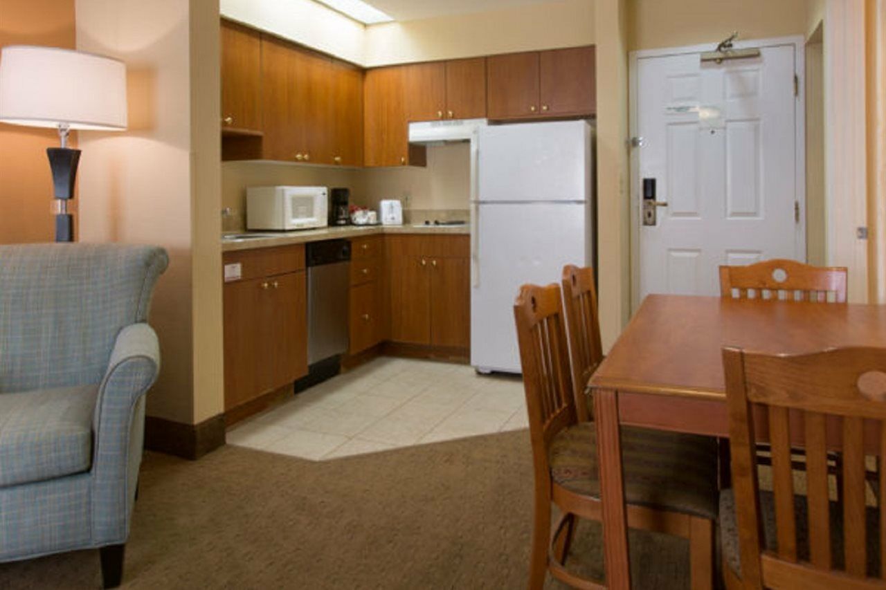 Staysky Suites I-Drive Orlando Near Universal Εξωτερικό φωτογραφία